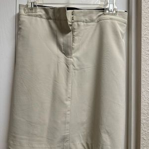 IZOD ladies’ Golf Skort